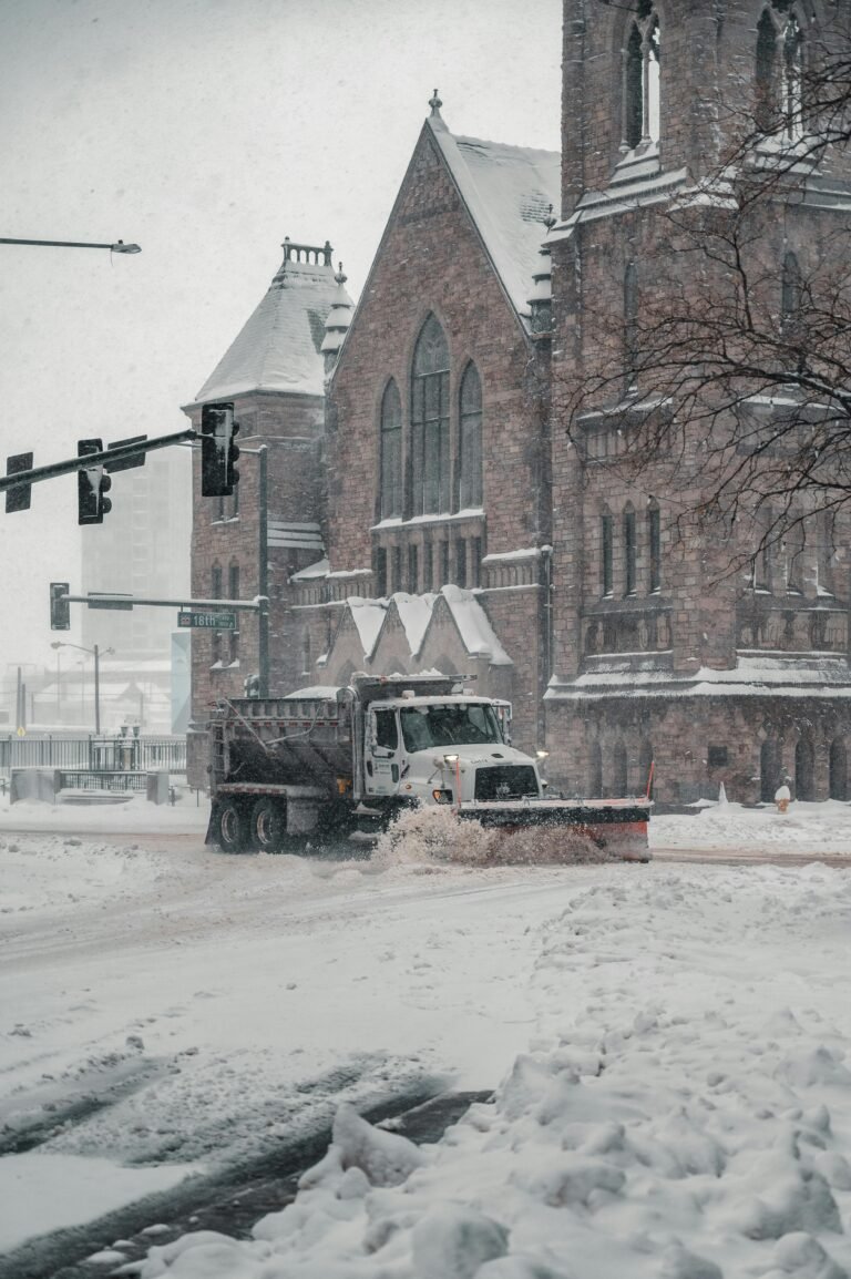 Snow removal services Cincinnati, Commercial snow clean up.
